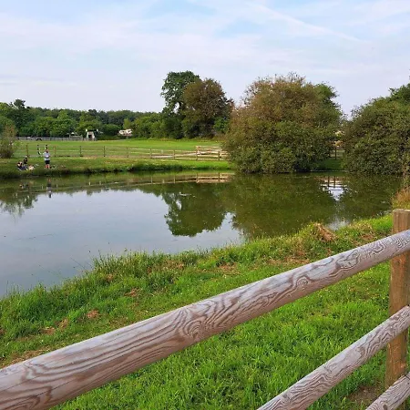 Le Logis De La Girafe Apartment Litteau